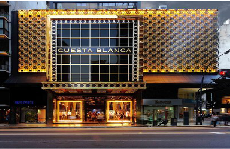 江城门头设计与商业空间的纽带。